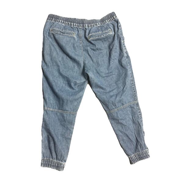 Levi's Women's size LMedium Wash Denim Pull on Jogger Pants Cotton Elastic Waist - Picture 6 of 8